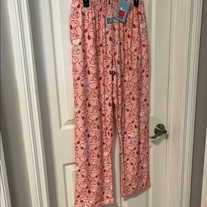 NWT Peanuts Pink Pajama or lounge pants. Size large.